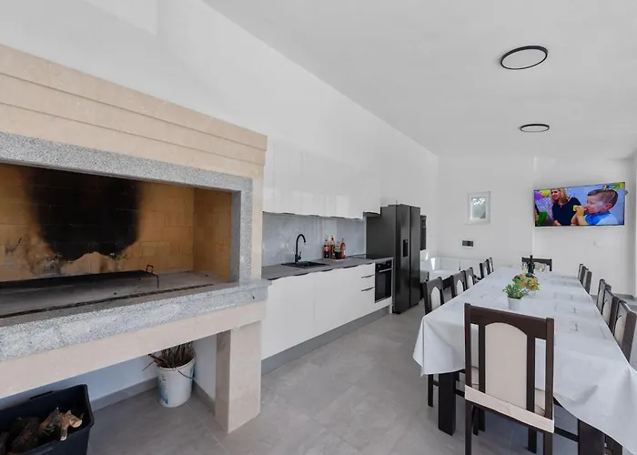 Beautiful With Private Sauna Vakantiehuis