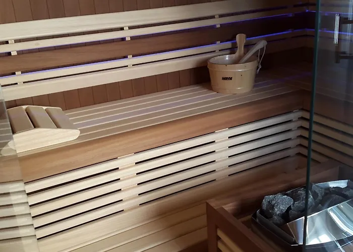 Vakantiehuis Beautiful With Private Sauna