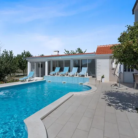 Beautiful With Private Sauna * Neoric