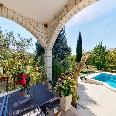 Beautiful With Private Sauna Neoric