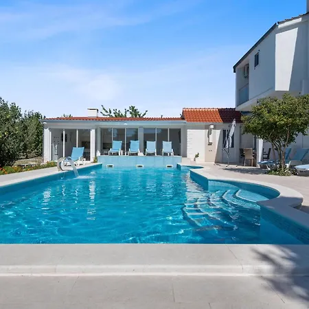 Beautiful With Private Sauna * Neoric