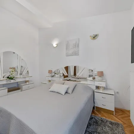 Beautiful With Private Sauna