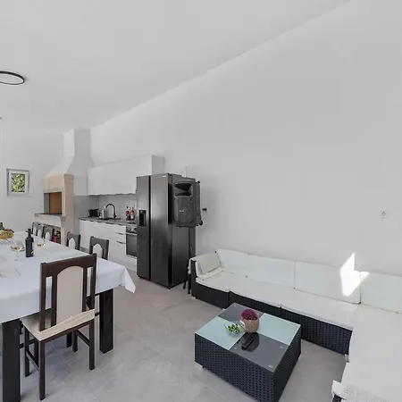 Hébergement de vacances Beautiful With Private Sauna *