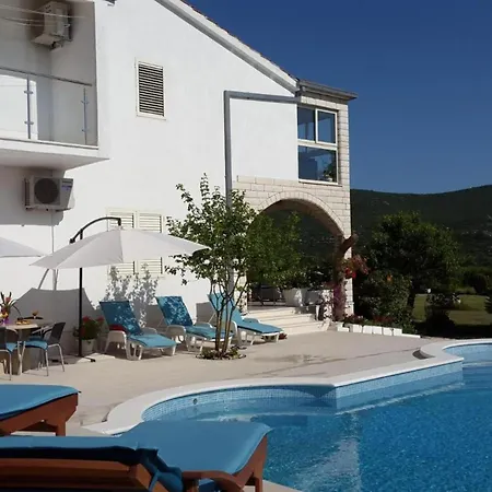 Hébergement de vacances Beautiful With Private Sauna *